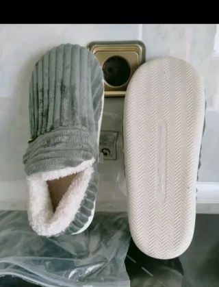 Zapatillas de casa verdes talla 42