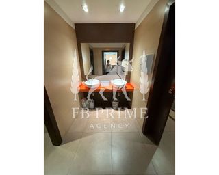 [1N43TLBCN] Local en traspaso en Collblanc, Hospit