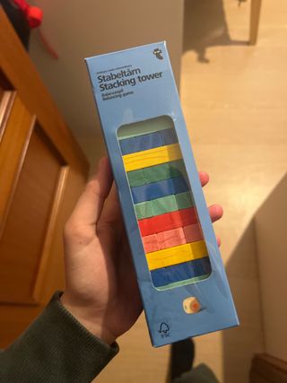 Torre apilable de madera Stabeltårn