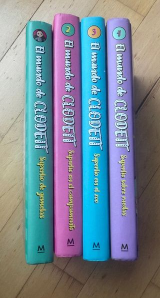 Lote libros el mundo de Clodett