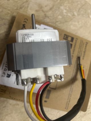 Motor ventilador campana YJF6825 220V/50HZ