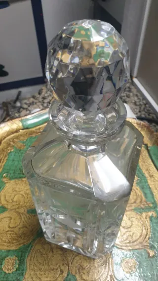 Garrafa de vidro trabalhada