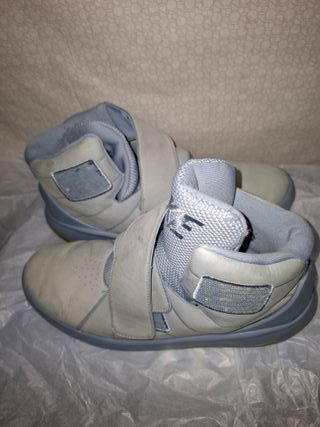 Nike Bamba Gris y Azul