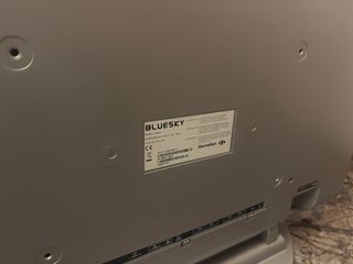 Televisor Bluesky 32 Plata Recoger in situ