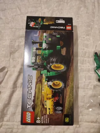 LEGO Technic 42136 John Deere 9620R 4WD