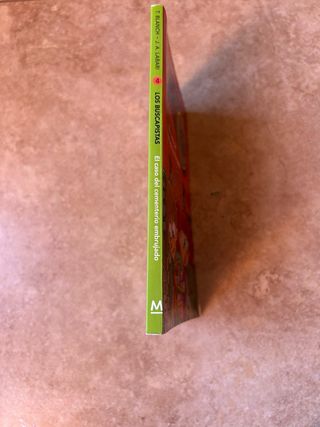 El caso del cementerio embrujado (Serie Los Bus...