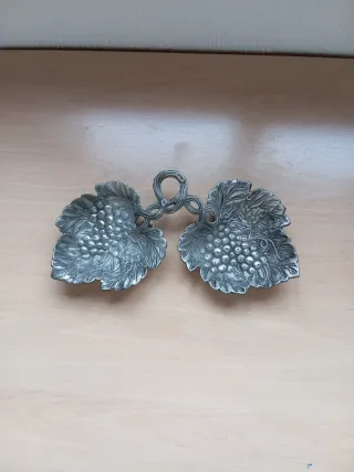 Bandeja doble diseño hojas y uvas