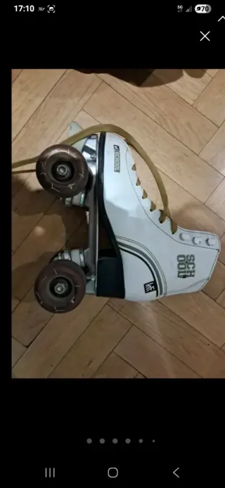 URGE.JUGUETES Y PATINES NIÑA. TODO A 49€.