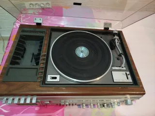 Ricevitore Aiwa AF 5090 con giradischi e lettore cassette