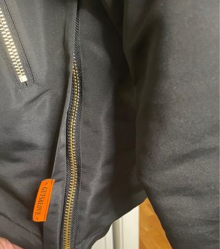 Cazadora Guts & Love Antares Negra Ed limitada