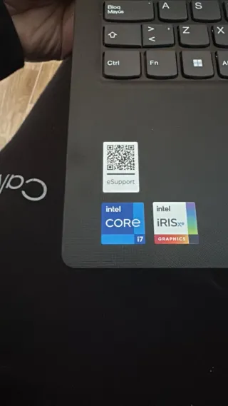 Portátil Lenovo V15 G4 IRU Negro