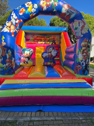 Castillo hinchable infantil