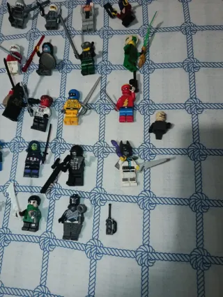 Muñecos Lego Colección Variada