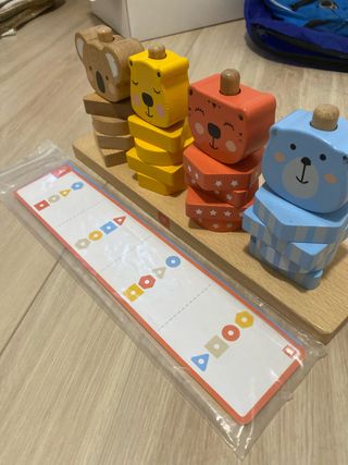 Juego de madera para bebés con figuras