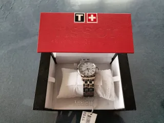 Reloj Festina se entrega con pila nueva.
