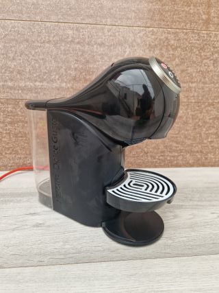 Macchina da caffè Dolce Gusto nera