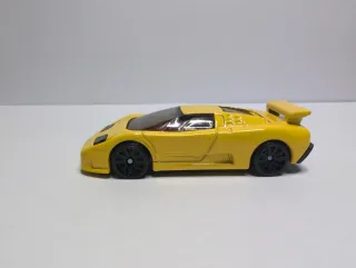 Hot Wheels Bugatti EB110 SS Amarillo