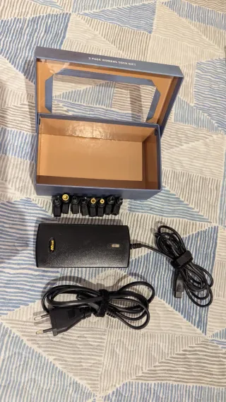 Cargador Universal PC Portátiles