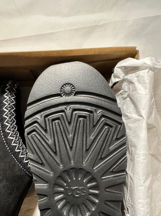 UGG Tasman Negro Talla "39"