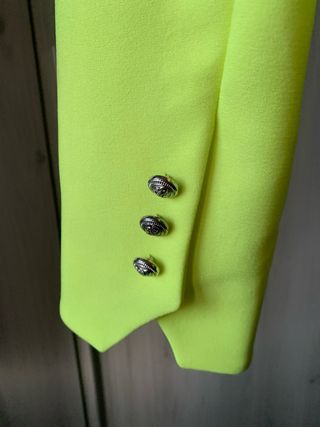 Chaqueta River Island Neón