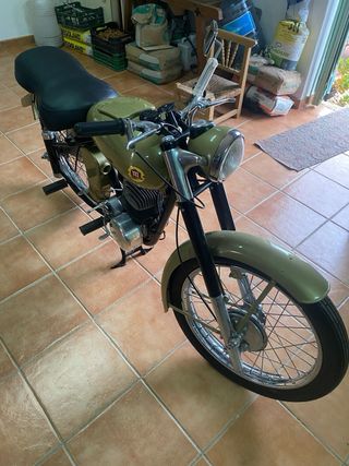 Montesa Brio 81 restaurada y documentada.