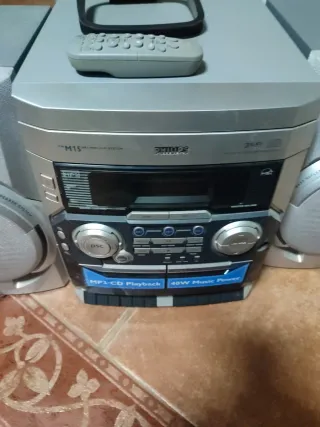 Minicadena gris y plateada