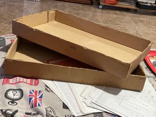 Dipano de madera con cuerdas