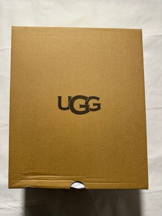 UGG Tasman Altas Crema Talla "39"
