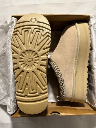UGG Tasman Altas Crema Talla "39"