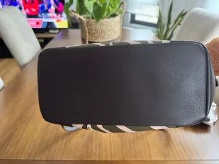 Bolso bandoleraTous estampado cebra.