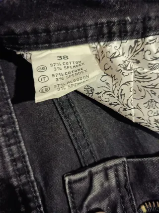 Levi's 511. Jeans vaquero azul y 2 pantalones más