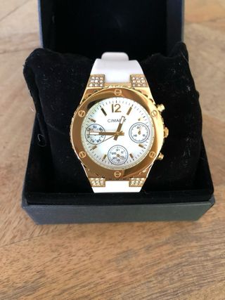 Lote de 227 relojes nuevos, con su caja Oferta!!