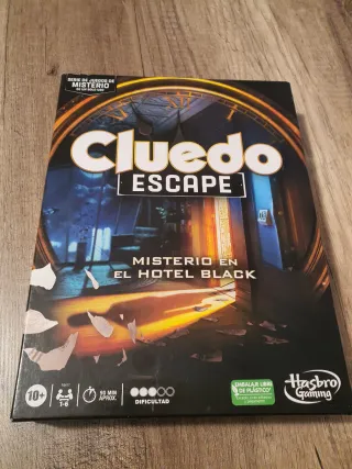 Cluedo Escape: Misterio en el Hotel Black