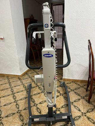 Grua Invacare 180 kg seminueva