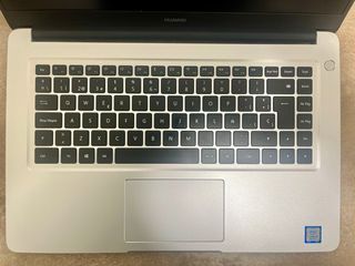Huawei MateBook D15 i5 8ª Gen 8GB Plata