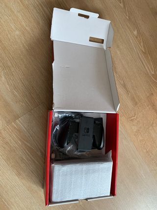 Nintendo Switch Blu/Rosso Completa 2024 con scatola