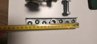 Herraje para puerta corredera con ruedas