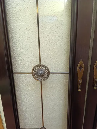 Ventana. Manualidades. Puertas madera con cristal