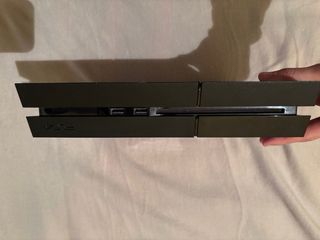 Playstation 4 PS4 Nera con controller