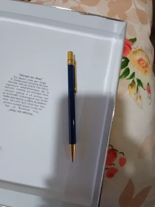 Bolígrafo Must de Cartier