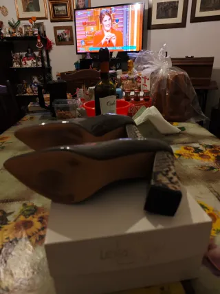 Scarpe Piel de Luna vernice cappuccino 39