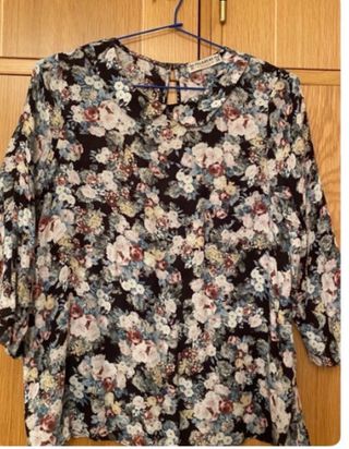 Lote 3 camisas estampadas flores