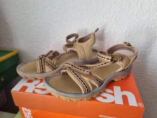 Sandalias Beige y Marrón Mujer