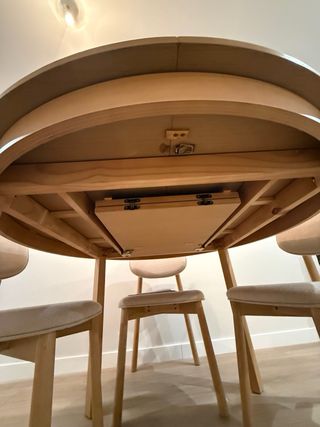 Mesa EVEN. Redonda extensible ø120 madera maciza