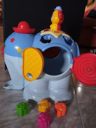 Lote Juguetes Bebé Elefante y mesa actividades