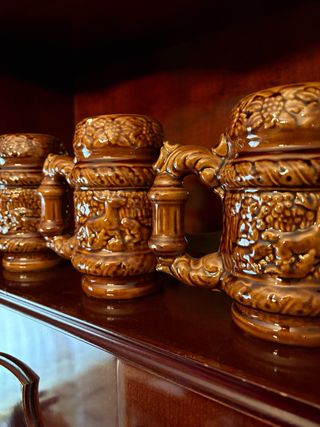 Jarra de cerámica marrones