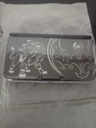 Nintendo 3DS XL Solgaleo Edición Especial