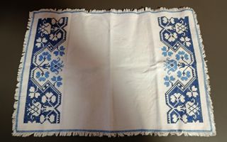 Manteles individuales bordados azules-1 euro pieza