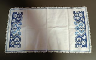 Manteles individuales bordados azules-1 euro pieza