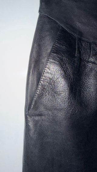 Falda cuero midi años 80-90